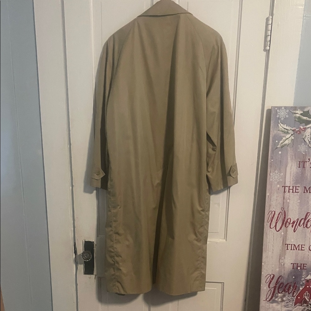 Burberry Men's Beige Trench Coat - Picture 3 of 4